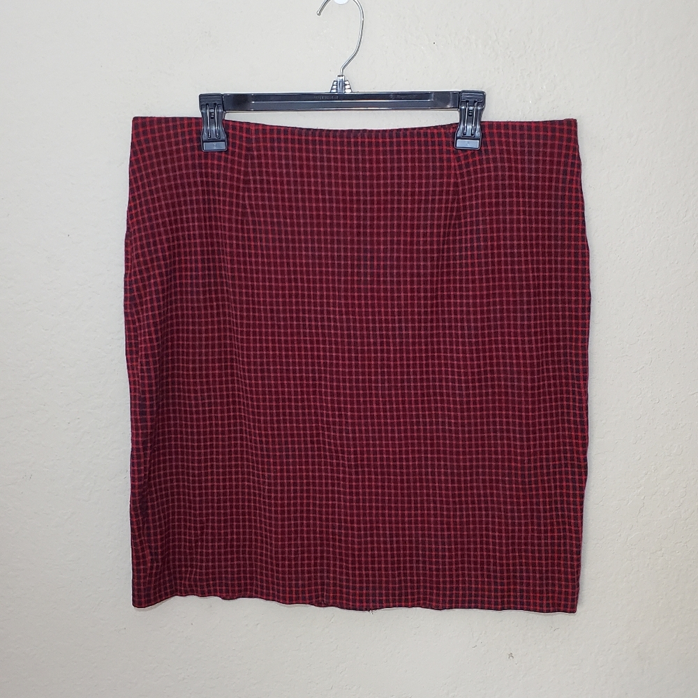J. Jill Ponte Mini Pencil Skirt in Red and Black Plaid